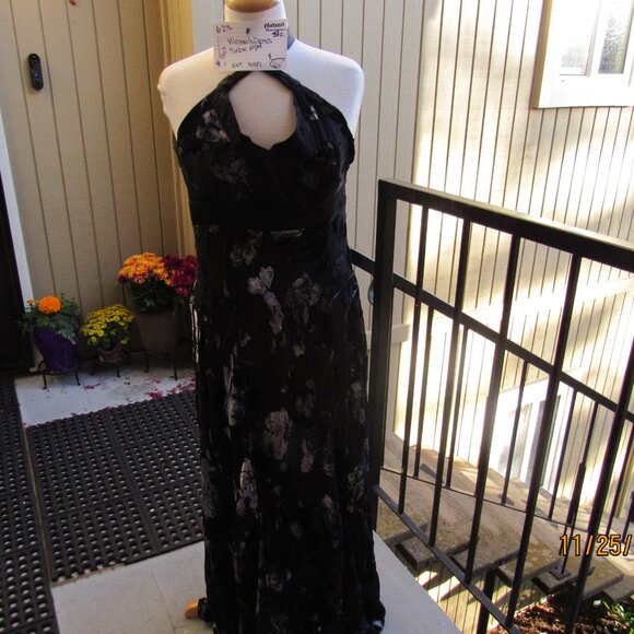 #623  WOMEN'S LONG BLACK CHIFFON EVENING DRESS BY MONSOON  (SIZE 10US / 14UK) - Picture 3 of 5